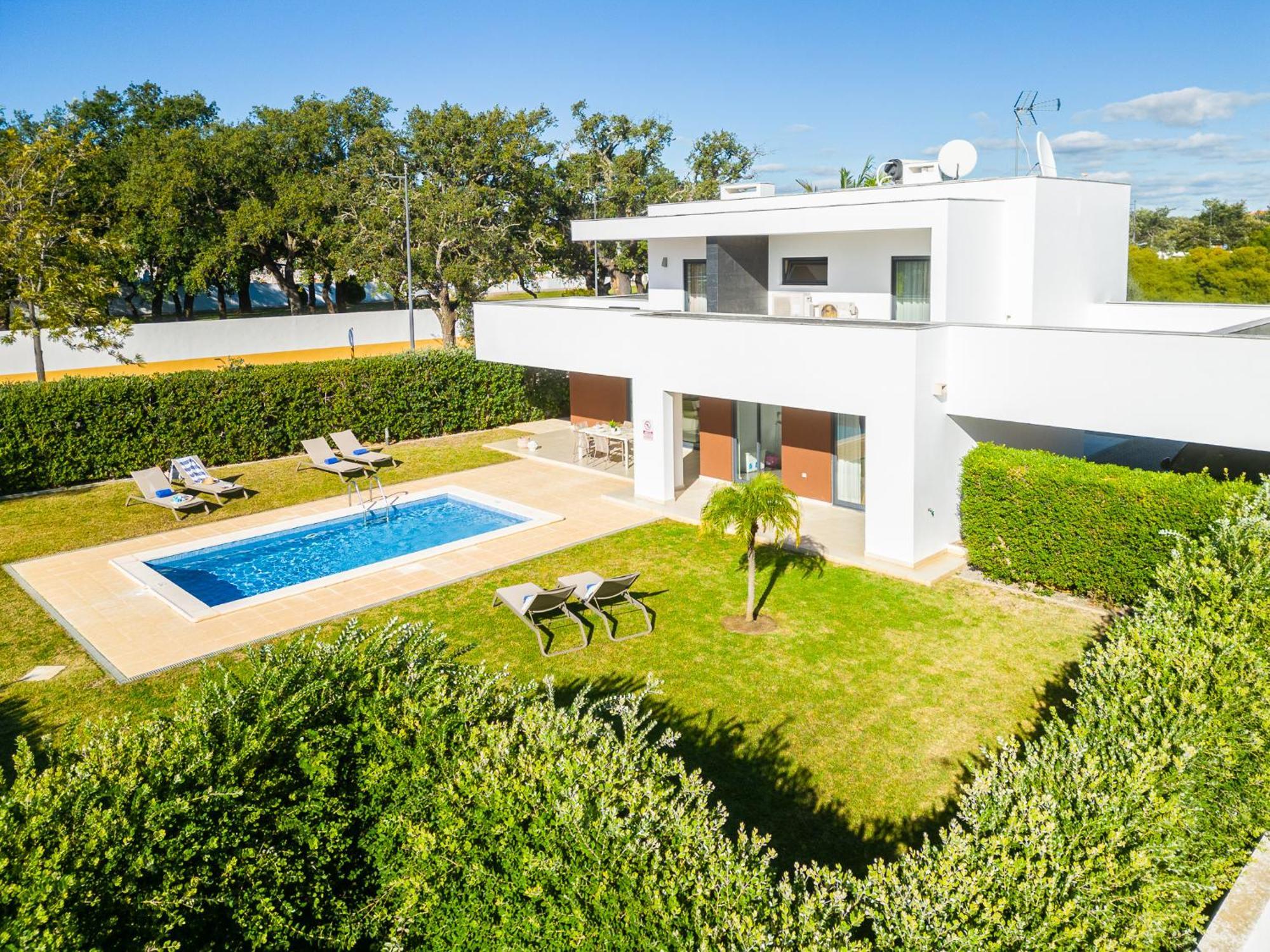 Villas Novochoro - Large Garden- Heatable Pool By DreamvillasАлбуфейра Екстериор снимка